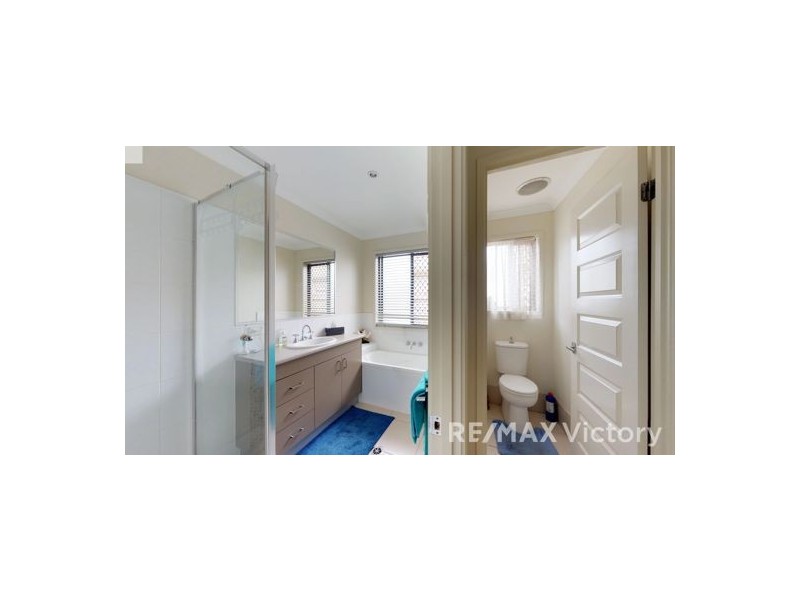 4 Nadia Place, Morayfield QLD 4506