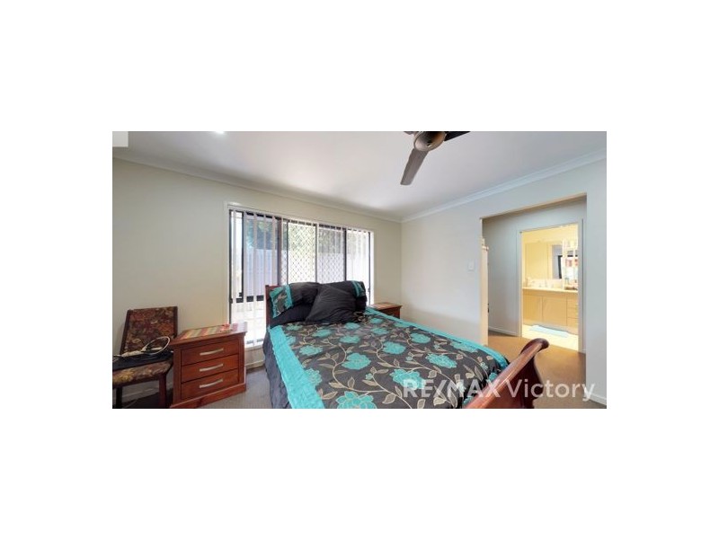 4 Nadia Place, Morayfield QLD 4506