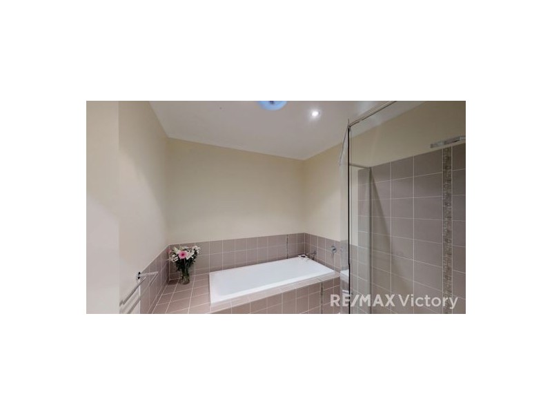 24 Karora Road, Beachmere QLD 4510