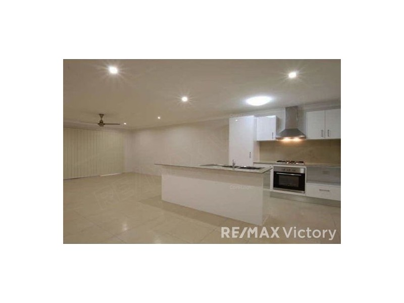 1 & 2 /21 Lanita Chase, Morayfield QLD 4506