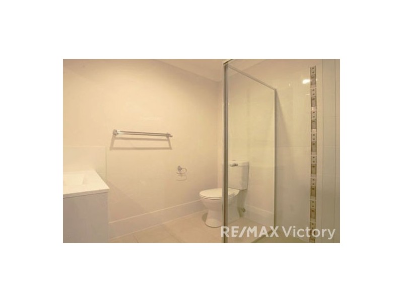 1 & 2 /21 Lanita Chase, Morayfield QLD 4506