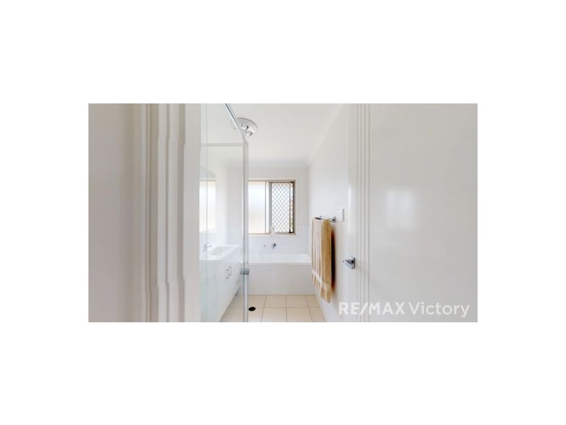1 & 2 /21 Lanita Chase, Morayfield QLD 4506