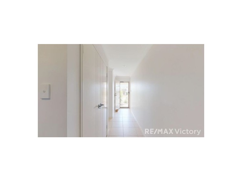 1 & 2 /21 Lanita Chase, Morayfield QLD 4506