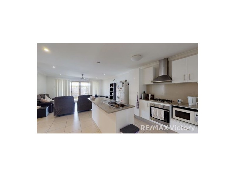 1 & 2 /21 Lanita Chase, Morayfield QLD 4506