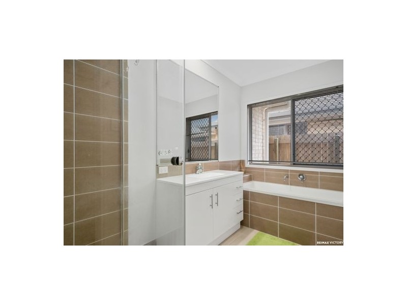 8 Coggins Street, Caboolture South QLD 4510