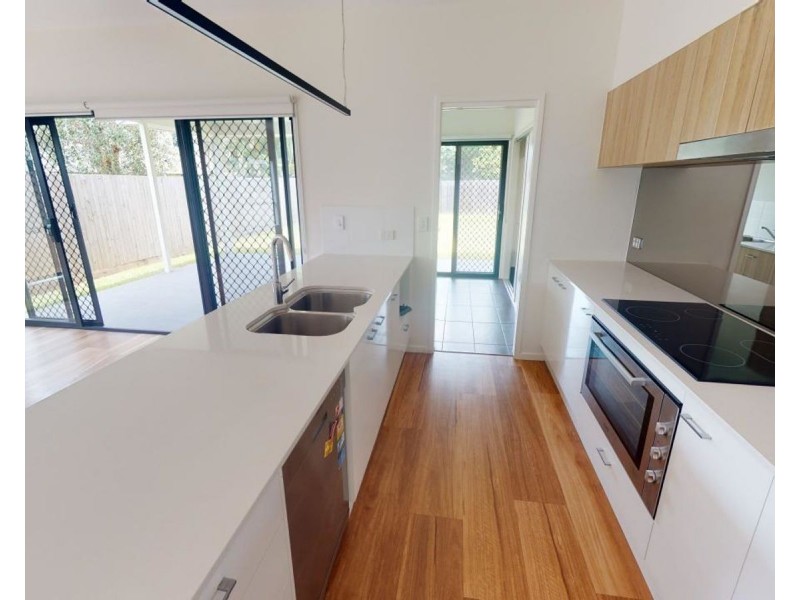 52 Biarra Street, Deagon QLD 4017