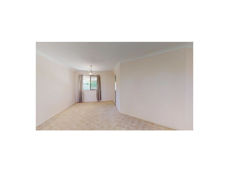 6 Siska Court, Beachmere QLD 4510