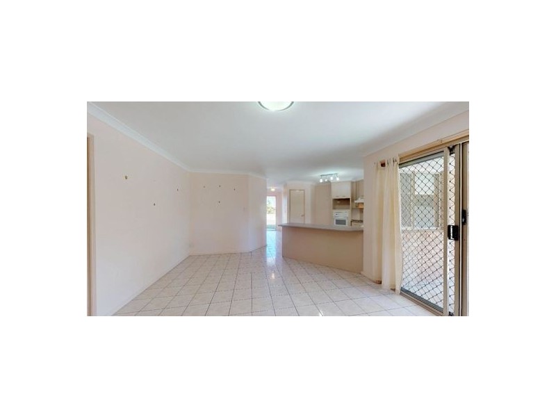 6 Siska Court, Beachmere QLD 4510