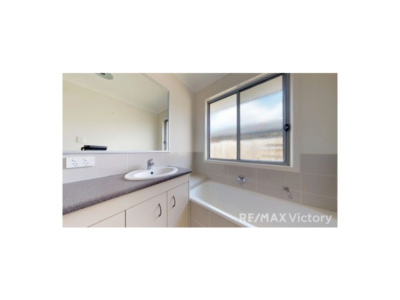 92 Bluestar Circuit, Caboolture QLD 4510