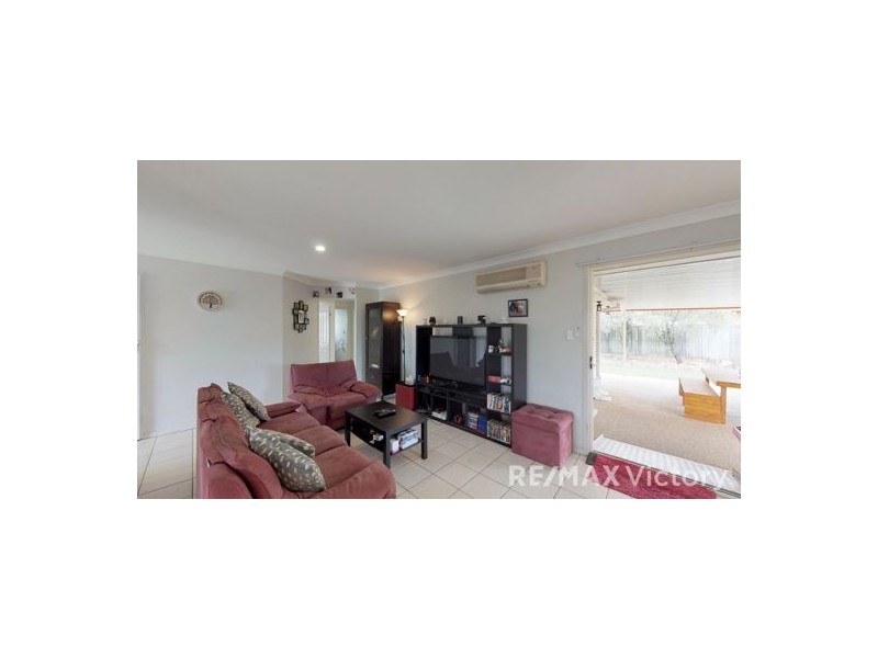 4 Mowbray Court, Kallangur QLD 4503