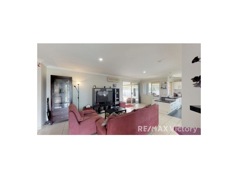 4 Mowbray Court, Kallangur QLD 4503
