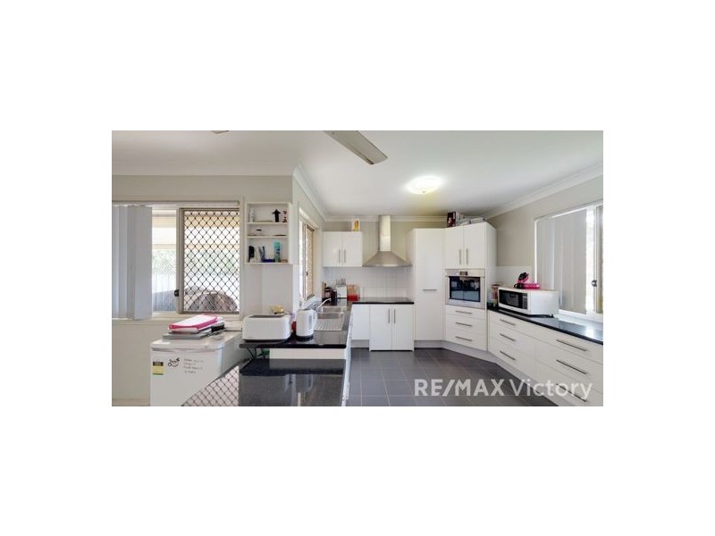 4 Mowbray Court, Kallangur QLD 4503
