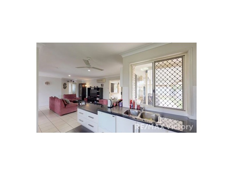 4 Mowbray Court, Kallangur QLD 4503