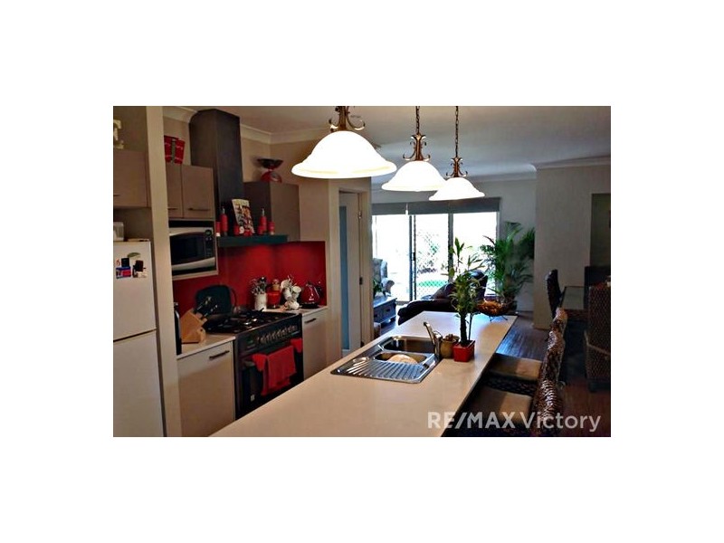 10 Parkway Crescent, Caboolture QLD 4510