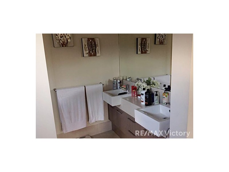 10 Parkway Crescent, Caboolture QLD 4510