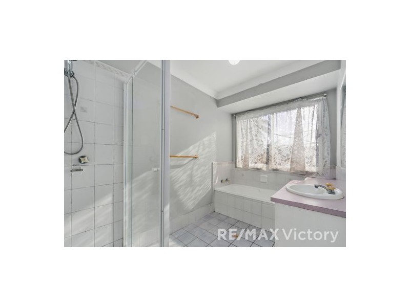 8 Suncrest Court, Caboolture QLD 4510