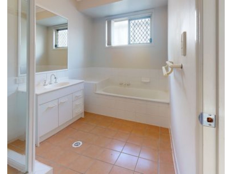 13 Meadowview Drive, Morayfield QLD 4506