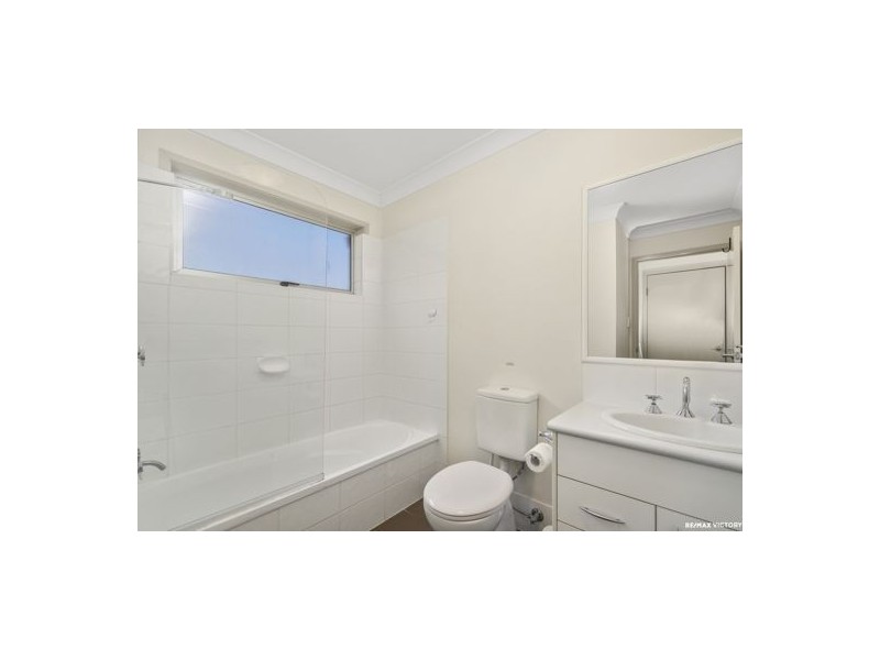 8/2 Station Road, Burpengary QLD 4505