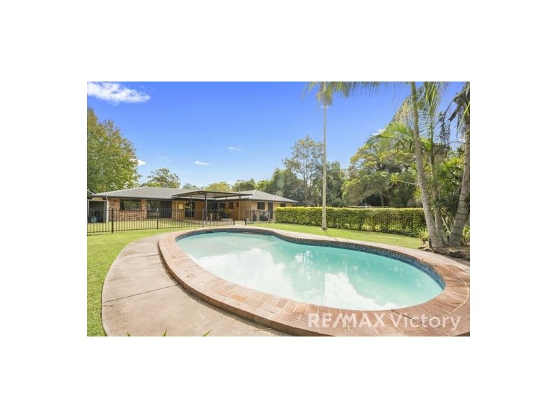 10 Hall Road, Narangba QLD 4504