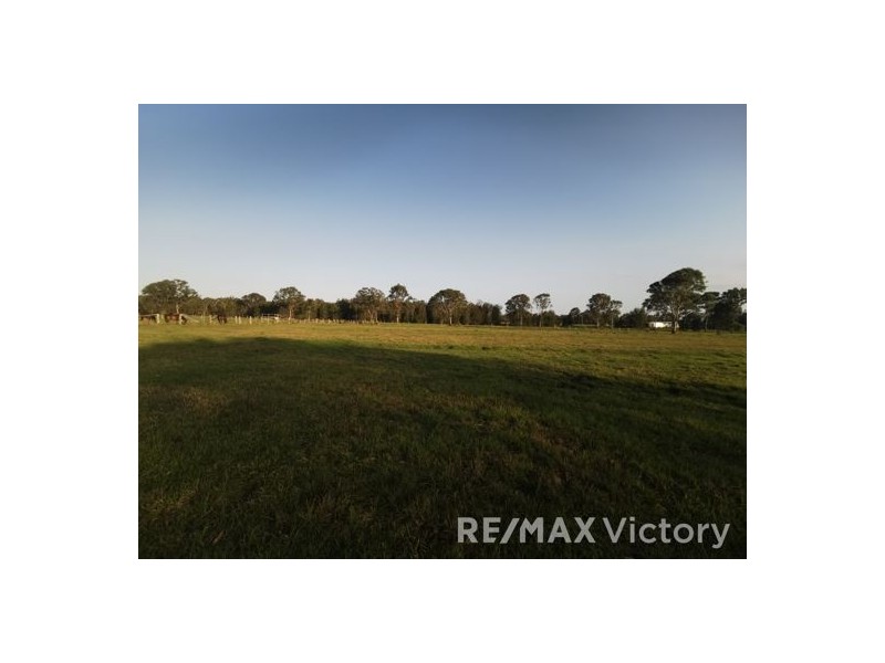 180 Beachmere Road, Caboolture QLD 4510