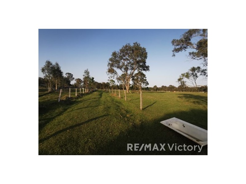 180 Beachmere Road, Caboolture QLD 4510