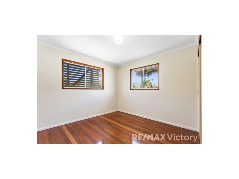 14 James Road, Beachmere QLD 4510