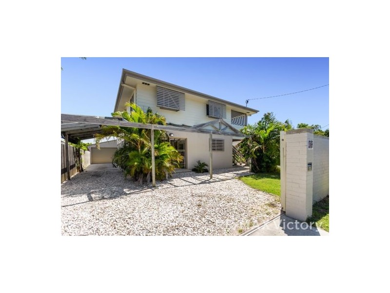 14 James Road, Beachmere QLD 4510