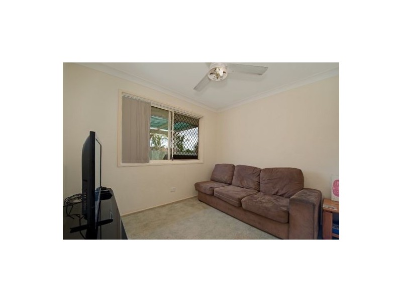 6 Penshurst St, Caboolture South QLD 4510