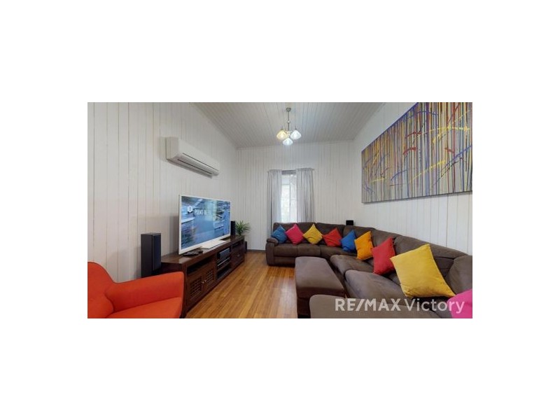 27 Durundur St, Woodford QLD 4514