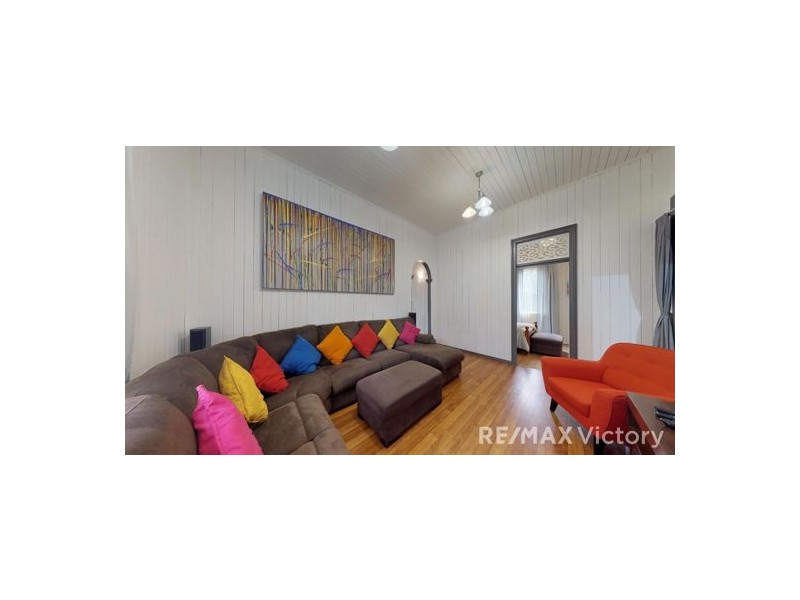 27 Durundur St, Woodford QLD 4514