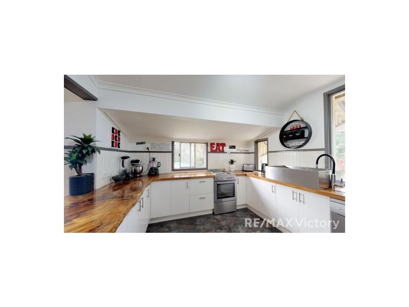 27 Durundur St, Woodford QLD 4514