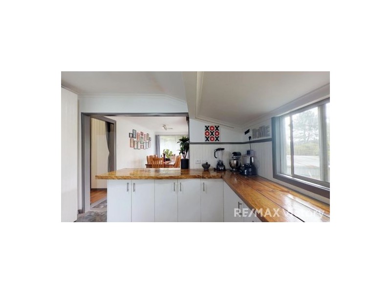 27 Durundur St, Woodford QLD 4514