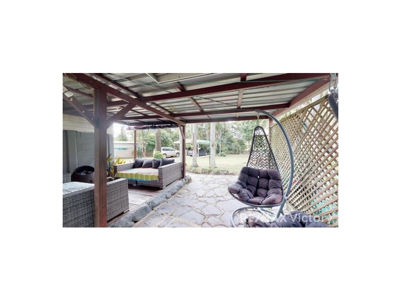 27 Durundur St, Woodford QLD 4514