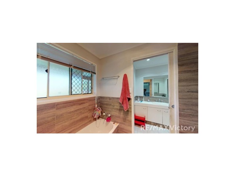 84 Cockatoo Court, Caboolture QLD 4510