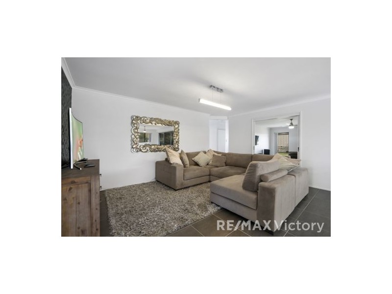 27 Swann Road, Bellmere QLD 4510