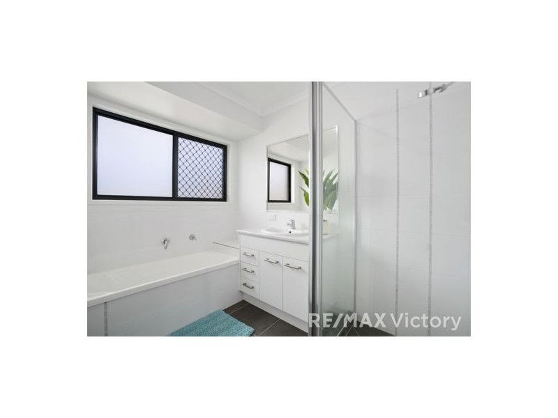 27 Swann Road, Bellmere QLD 4510