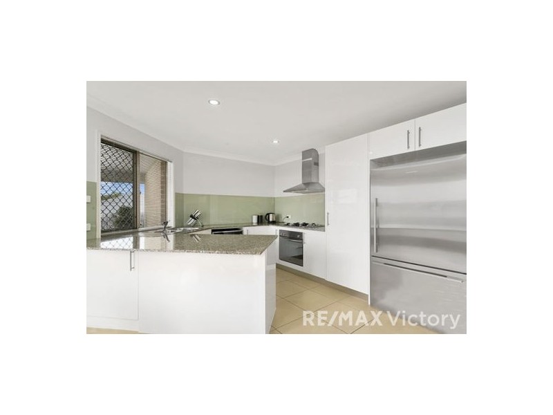 86 Pauls Rd, Upper Caboolture QLD 4510