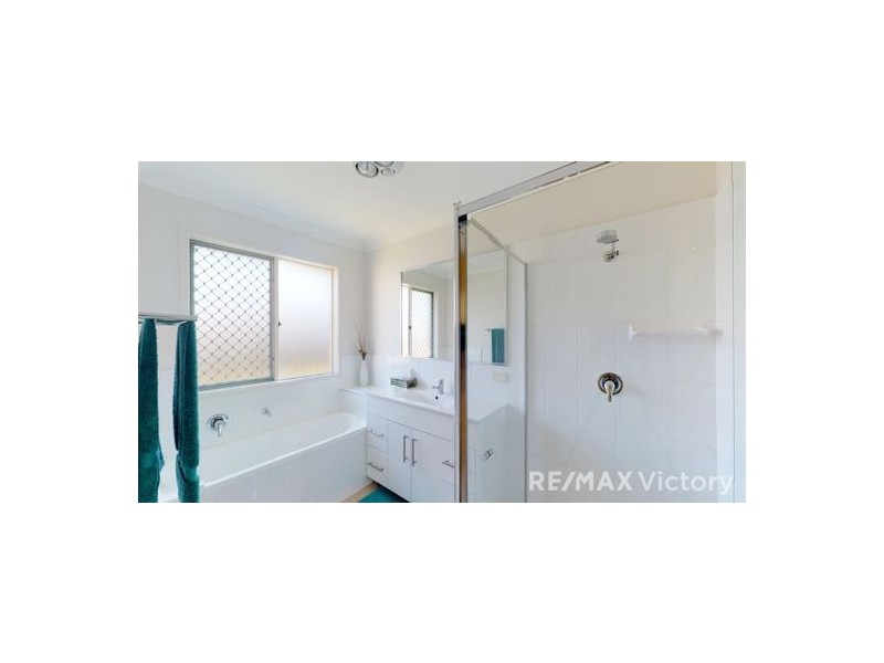 86 Pauls Rd, Upper Caboolture QLD 4510