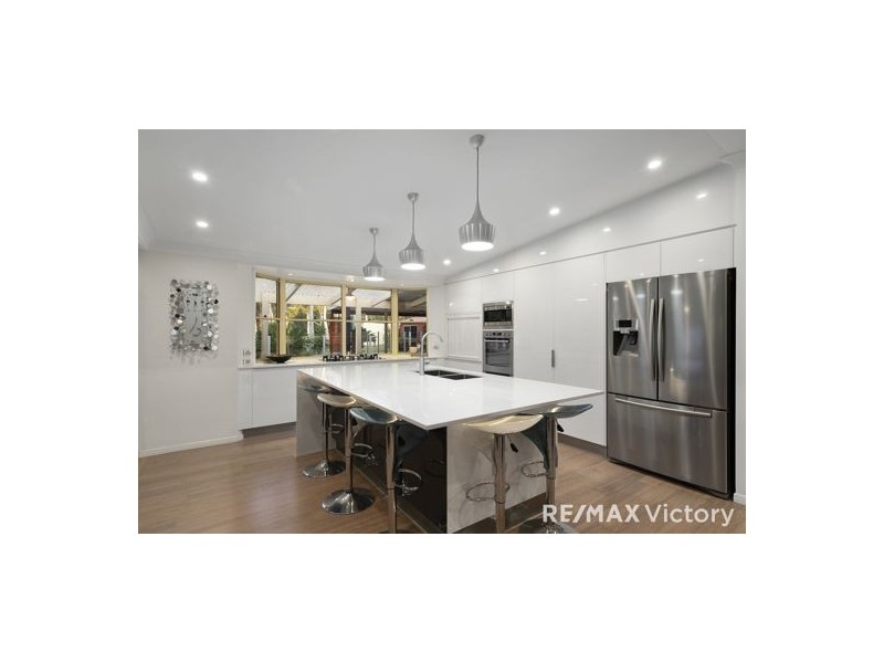 307 Bishop Road, Beachmere QLD 4510