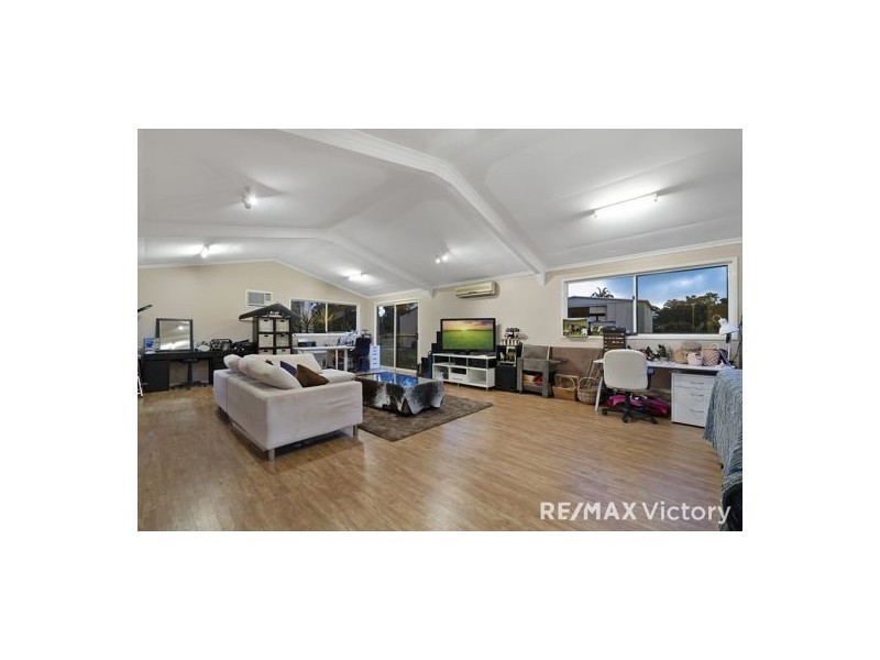 307 Bishop Road, Beachmere QLD 4510