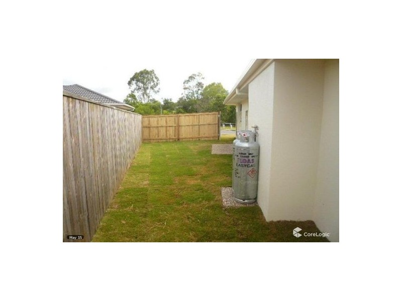 8 Riverparks Way, Upper Caboolture QLD 4510