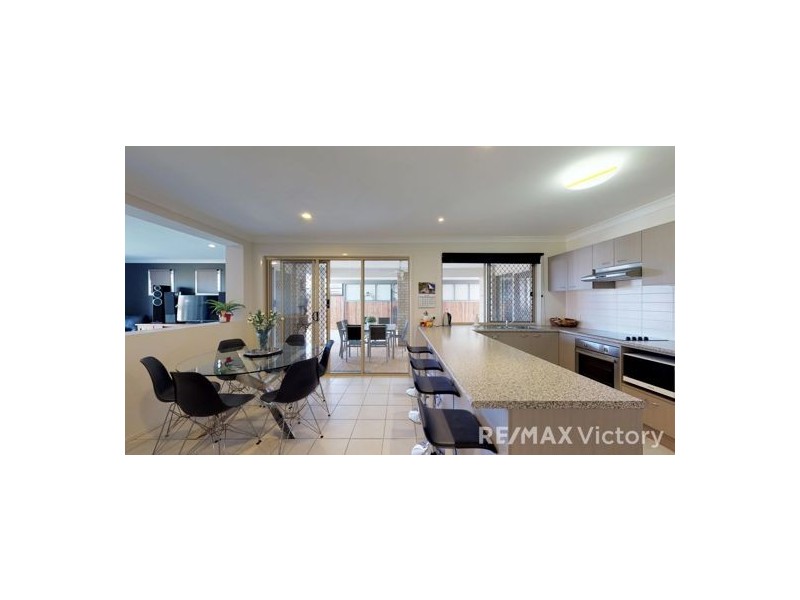 14 Hollywood Avenue, Bellmere QLD 4510