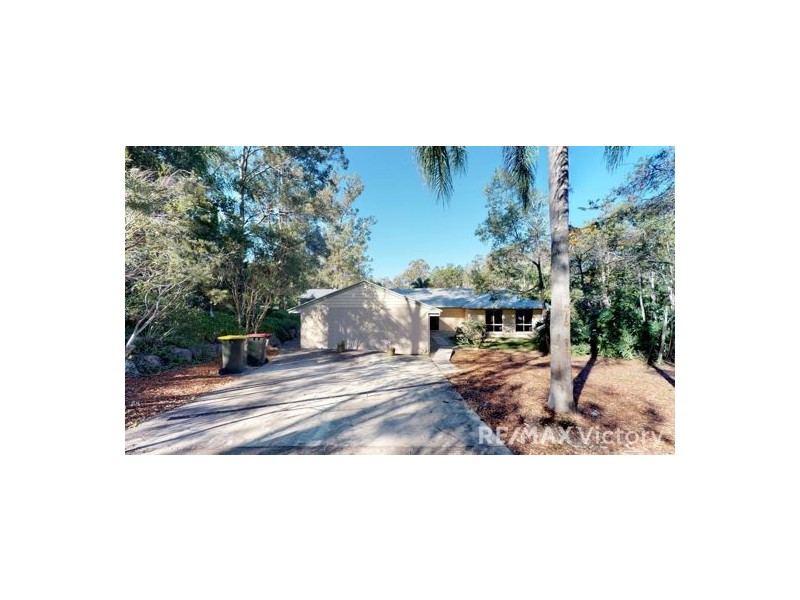 15 Sarow Drive, Warner QLD 4500