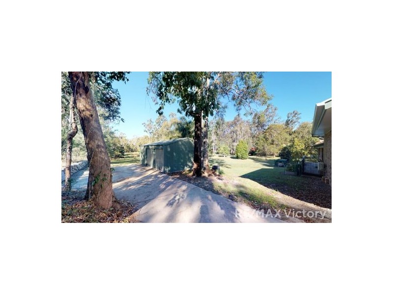 15 Sarow Drive, Warner QLD 4500