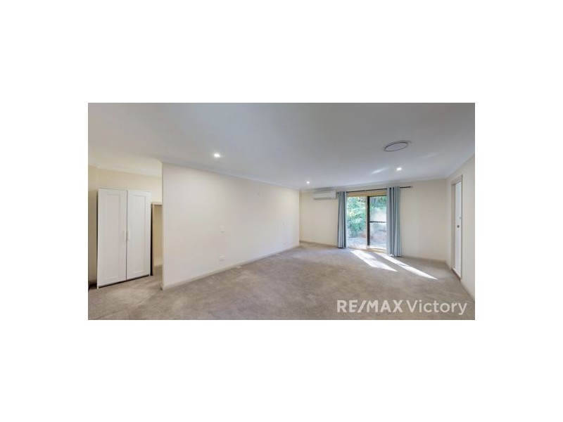 15 Sarow Drive, Warner QLD 4500