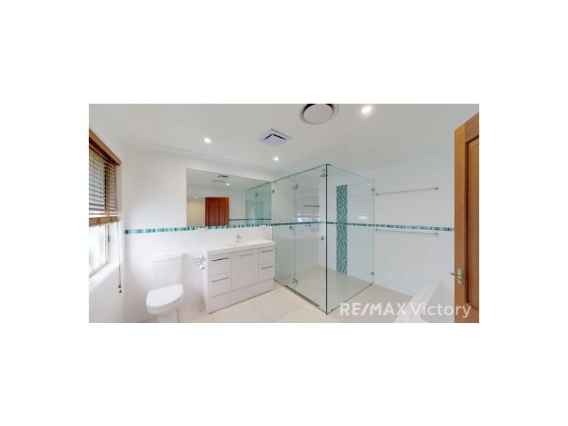 15 Sarow Drive, Warner QLD 4500