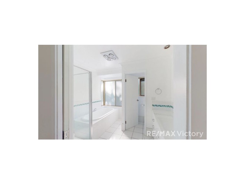 15 Sarow Drive, Warner QLD 4500