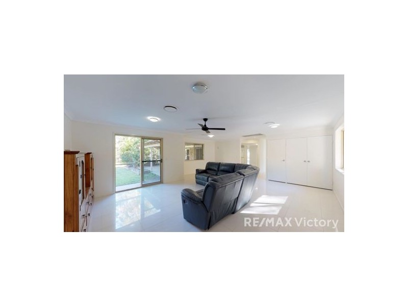 15 Sarow Drive, Warner QLD 4500