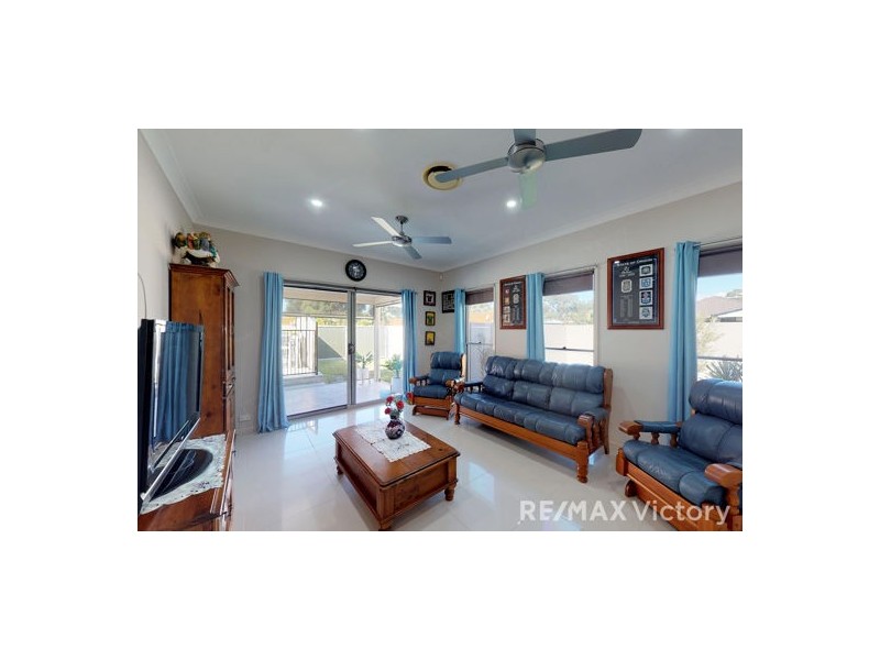 3 Bondi Court, Sandstone Point QLD 4511