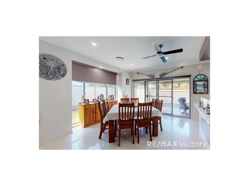 3 Bondi Court, Sandstone Point QLD 4511